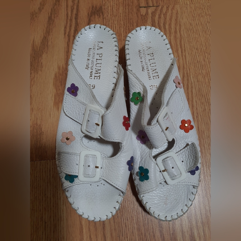 La Plume Wedge Sandals